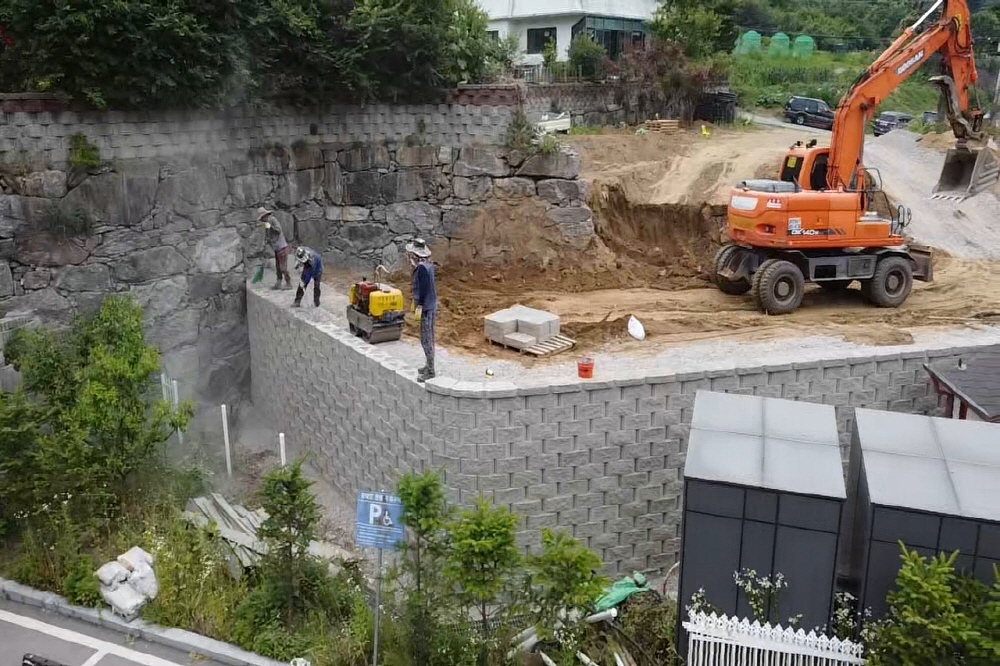 KakaoTalk_20200618_174526668_06.jpg