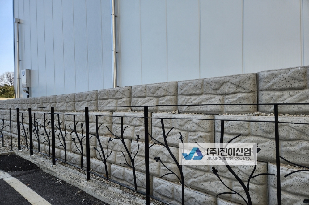 피씨KakaoTalk_20230217_174128914_21.jpg