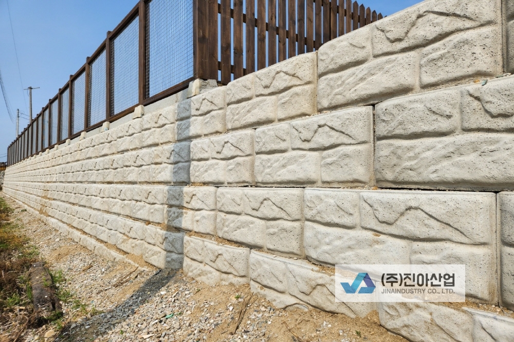 피씨KakaoTalk_20230516_085157006_07.jpg