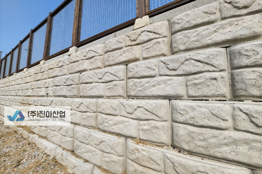 피씨KakaoTalk_20230516_085157006_02.jpg
