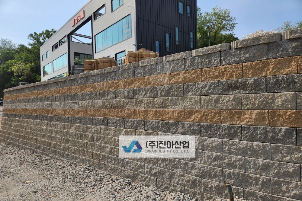 피씨KakaoTalk_20230511_174538642_07.jpg