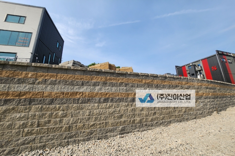 피씨KakaoTalk_20230511_174538642.jpg