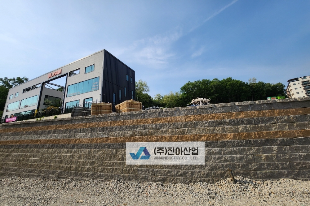 피씨KakaoTalk_20230511_174538642_01.jpg