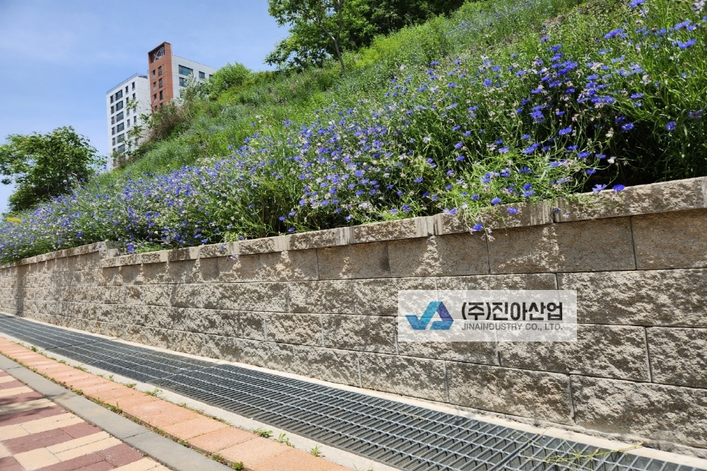 피씨KakaoTalk_20230517_174615566_04.jpg