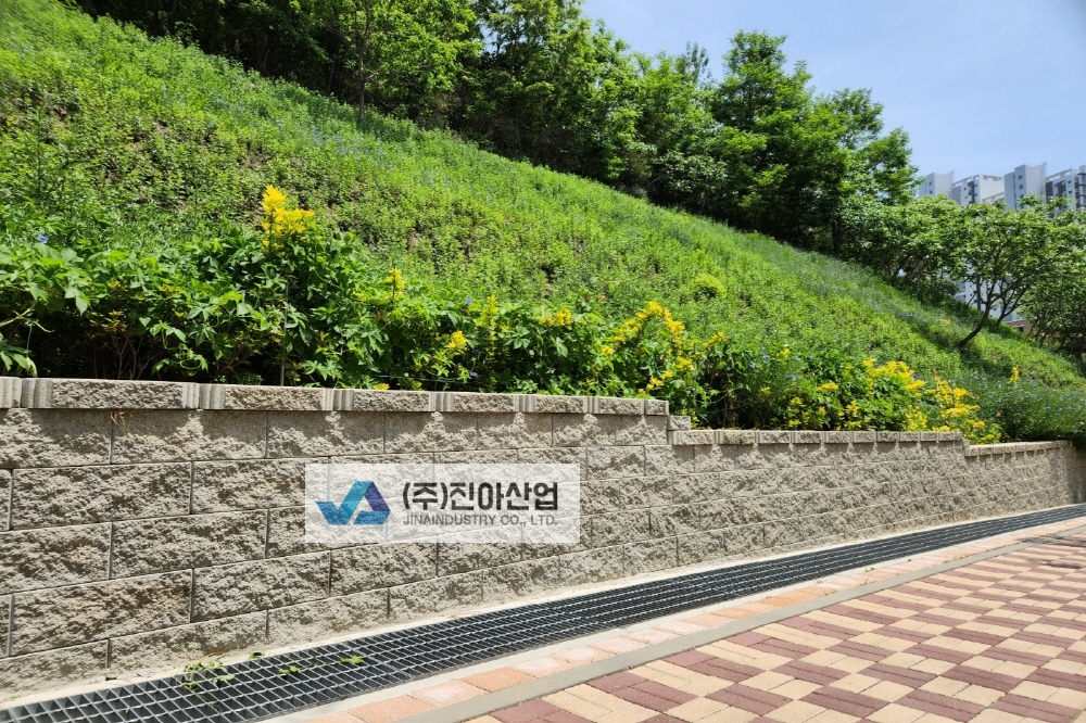 피씨KakaoTalk_20230517_174615566_07.jpg