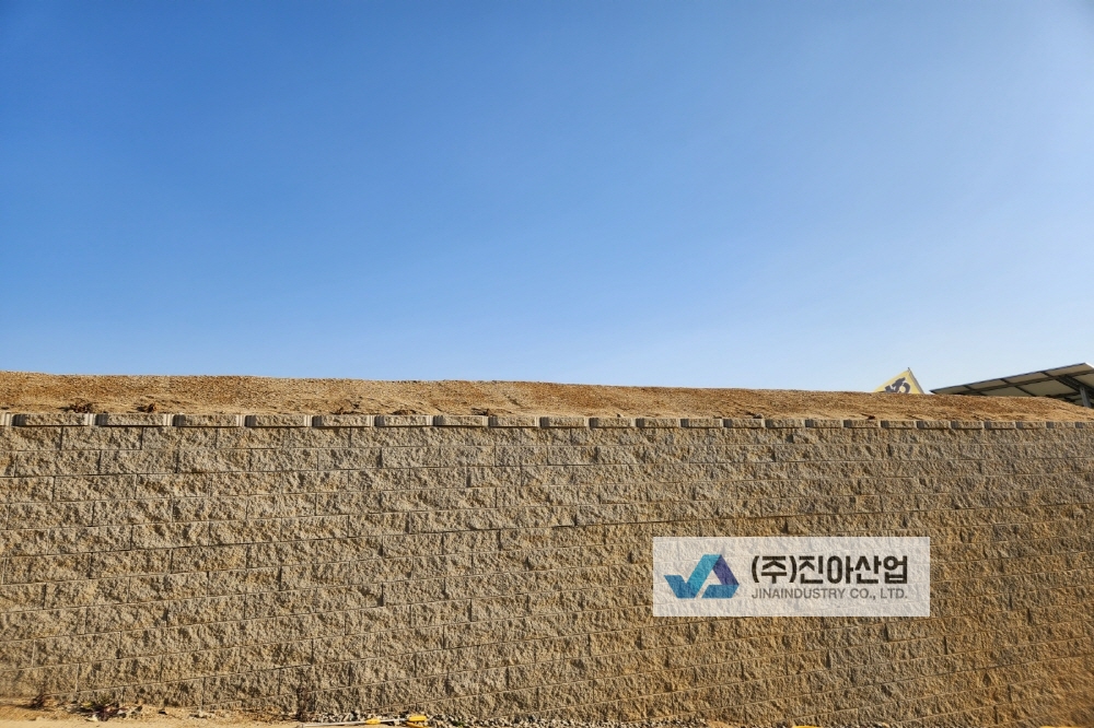 피씨KakaoTalk_20231211_081055207_05.jpg