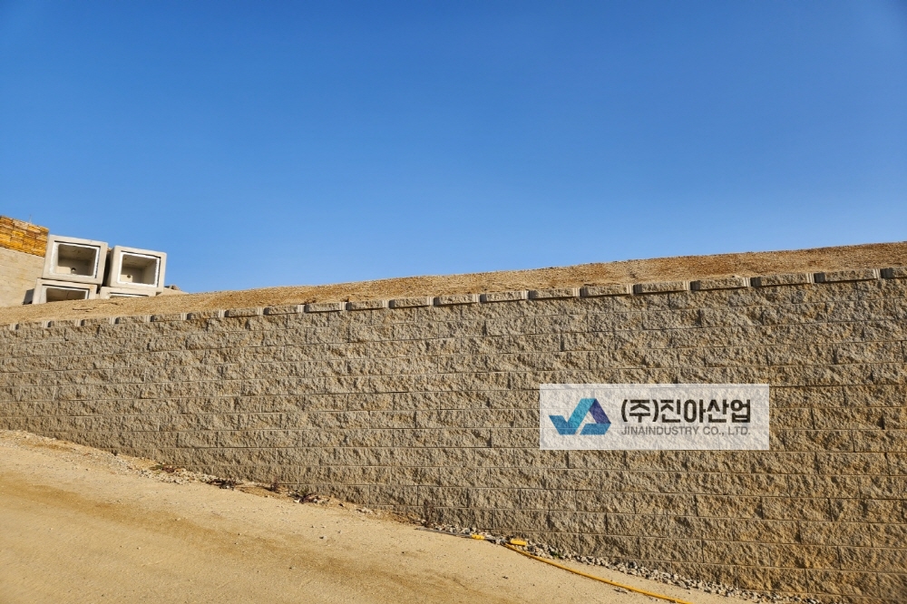 피씨KakaoTalk_20231211_081055207_06.jpg